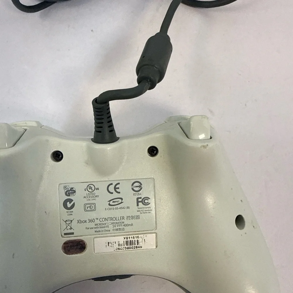 Genuine Microsoft XBox 360 Wired Controller White Microsoft